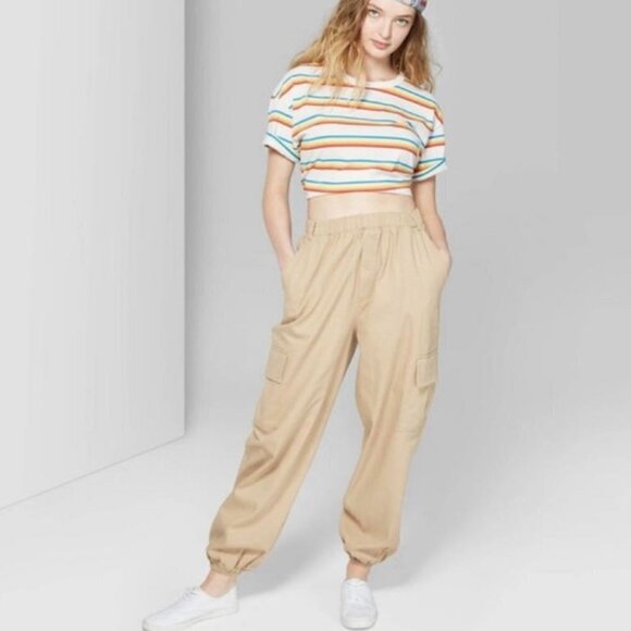 Wild Fable beige cargo pants elastic waist - Picture 2 of 8